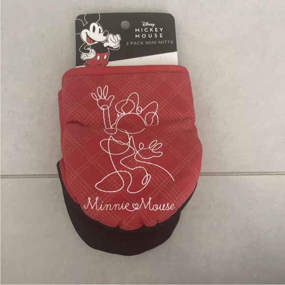 Disney Minnie Mouse 2 Mini mitt NWT brand new kitchen oven mitt - Picture 3 of 10